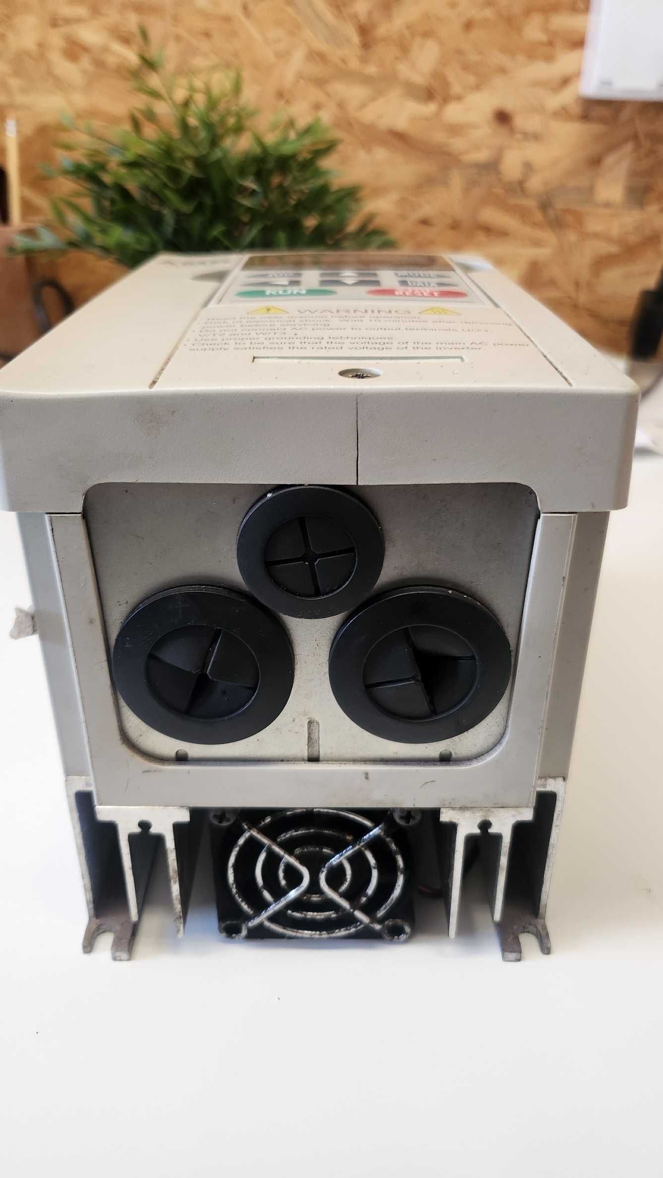 Falownik Apator AMD VFD-B, 2,2kW