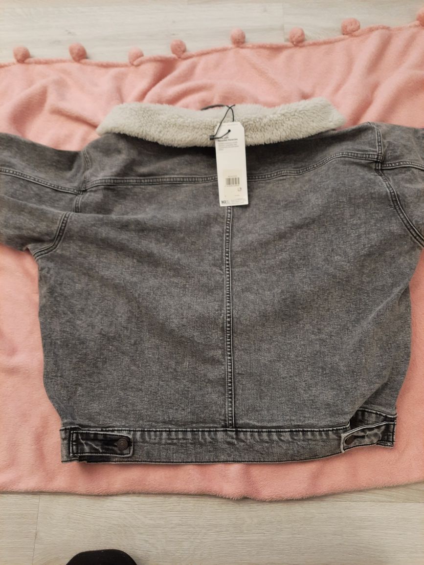 LEVIS kultowa kurtka jeansowa (katana) , rozm. s