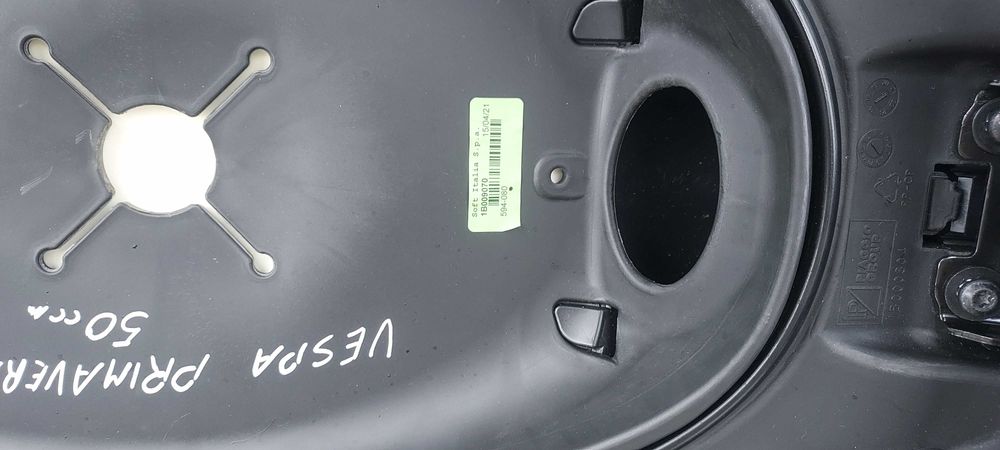 Siedzenie kanapa fotel Piaggio Vespa PRIMAVERA 50 4T
