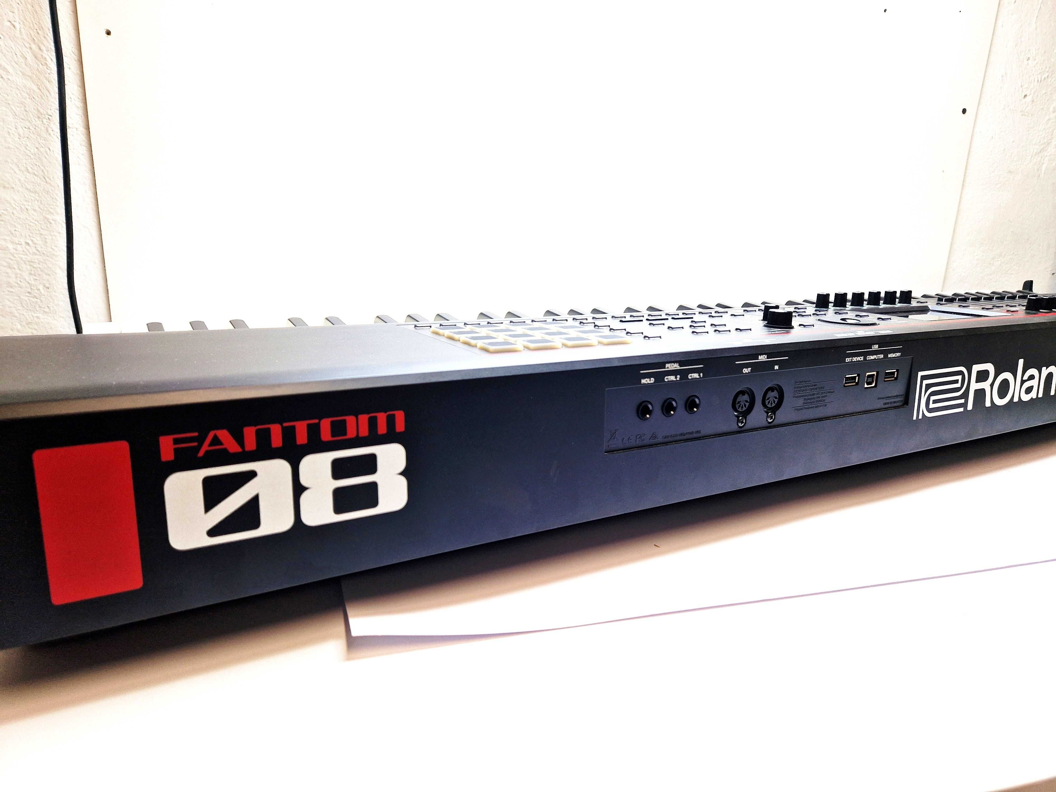 Syntezator klawisze ROLAND FANTOM 08 ! Zobacz !