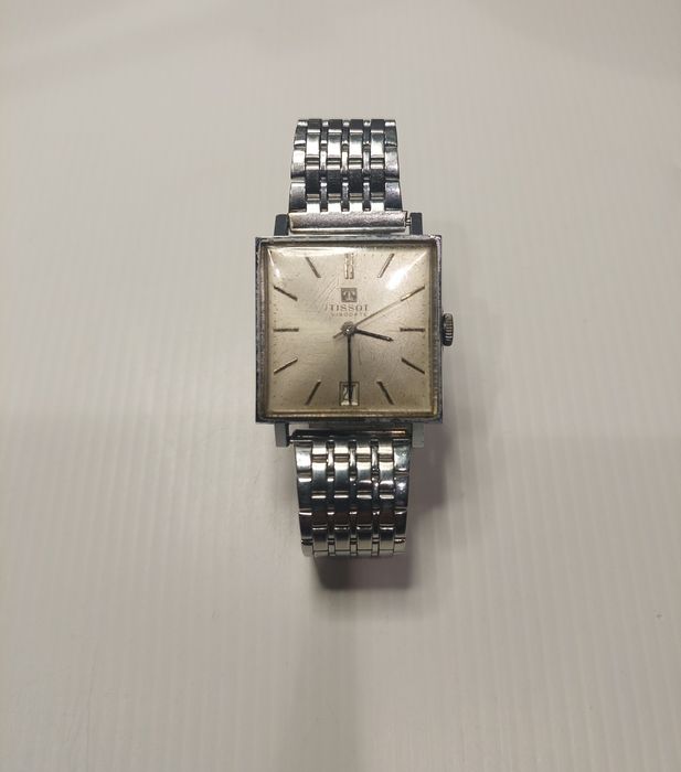 Tissot Visodate quadrado