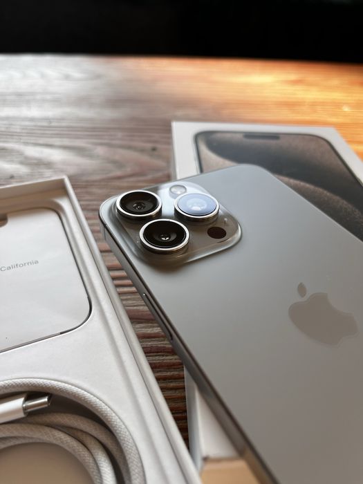 Iphone 15 PRO MAX 256GB* stan jak nowy * bateria 87% *obudowa+szkło