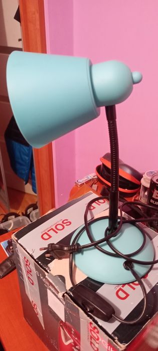 Lampka biurkowa miętowa