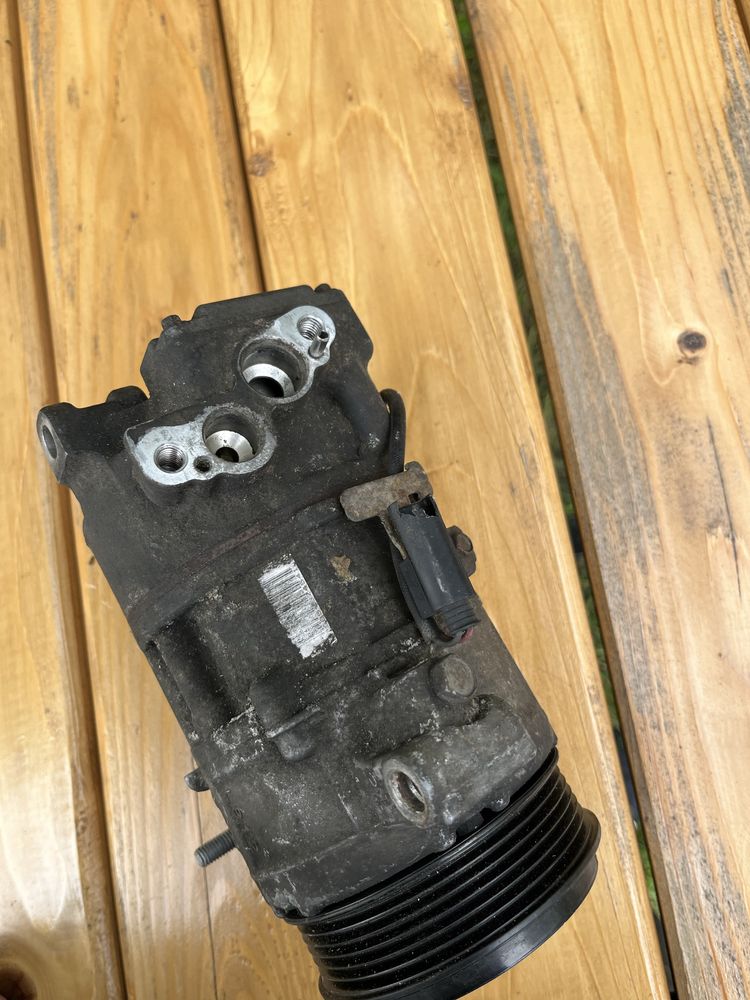Bmw e90 2.0D 163km kompresor klimatyzacji