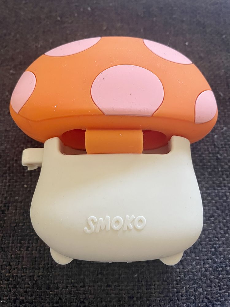 Чехол для навушників Apple AirPods 2