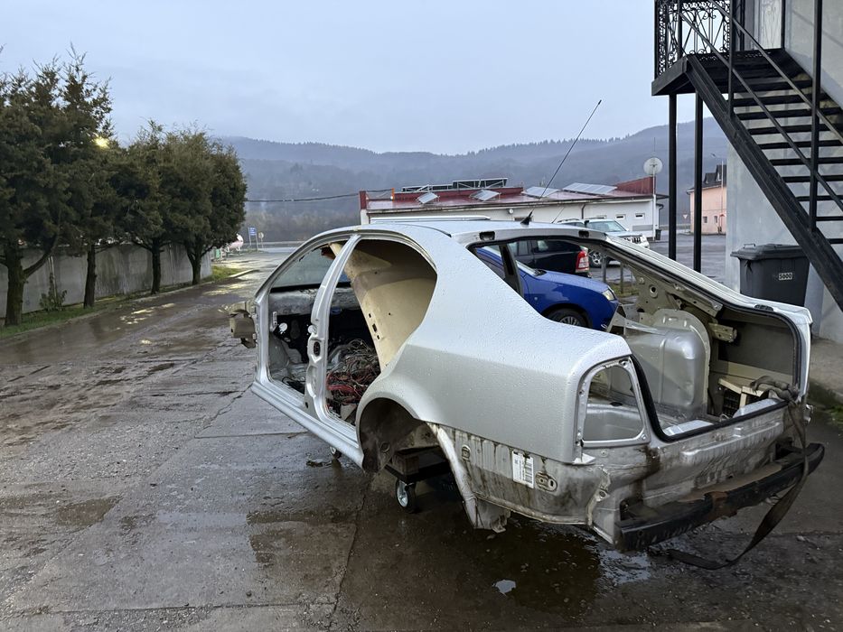 Продам кузов Skoda Octavia tour хечбек 2005