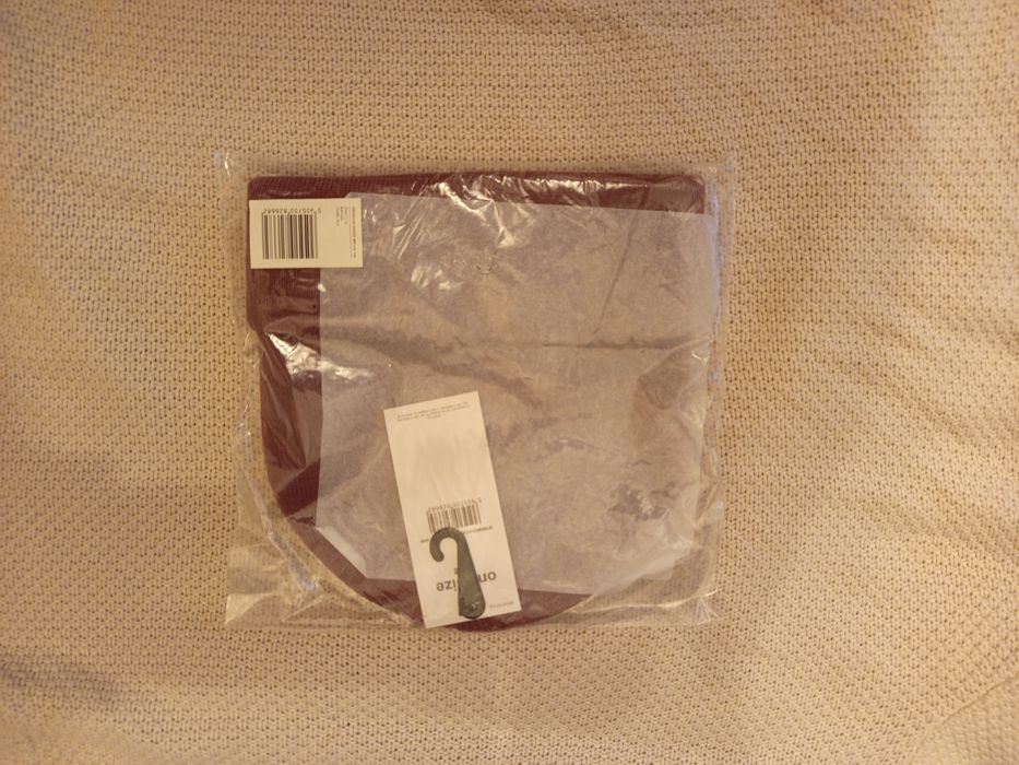 4F Czapka Damska Burgund Akryl Nowa