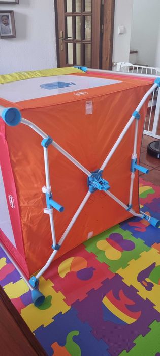 Parque infantil como novo