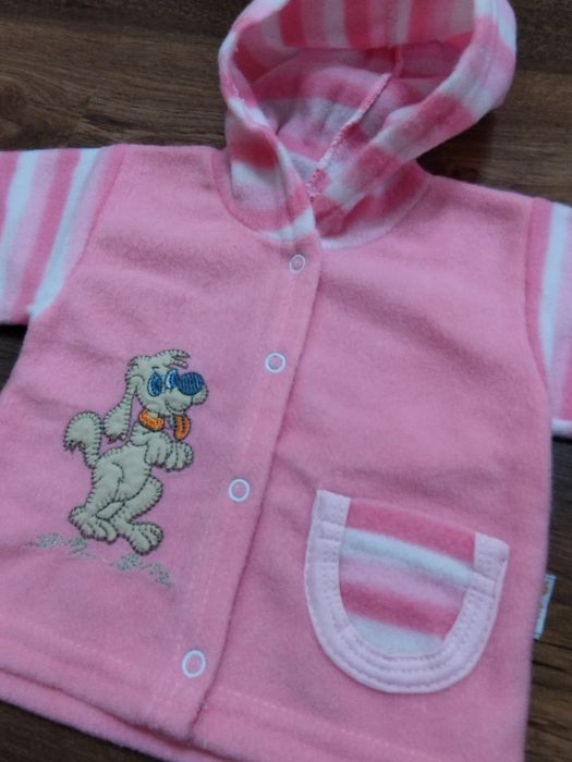 Polarowa bluza niemowlęca dla dziewczynki R.62 jasny róż piesek