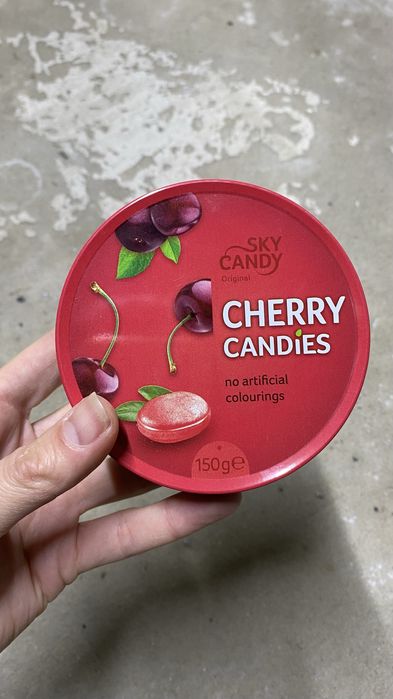 Жерстяні банки/ жерстяные банки