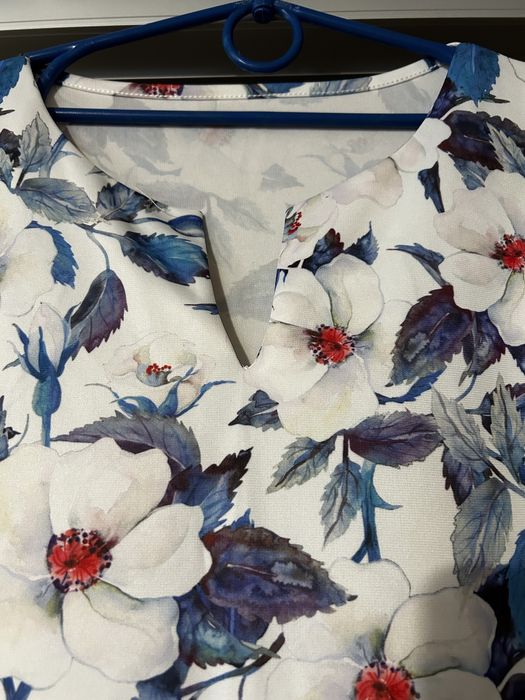 Жіноче  літнє плаття