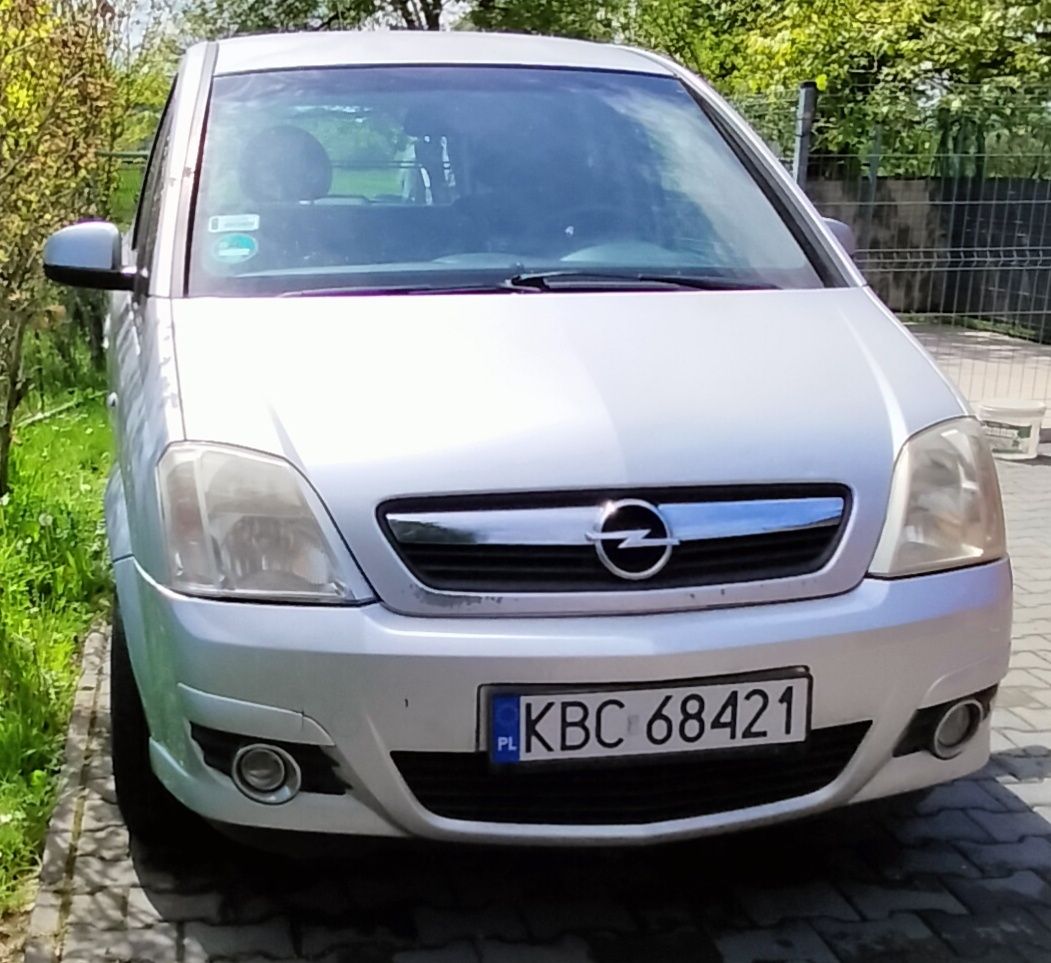 Opel Meriva A 1.6 benzyna 105 KM alufelgi klimatyzacja