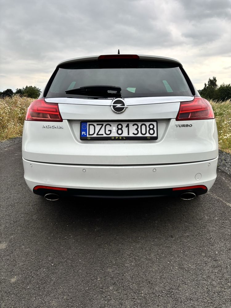 Opel Insignia 1.6 turbobenzyna