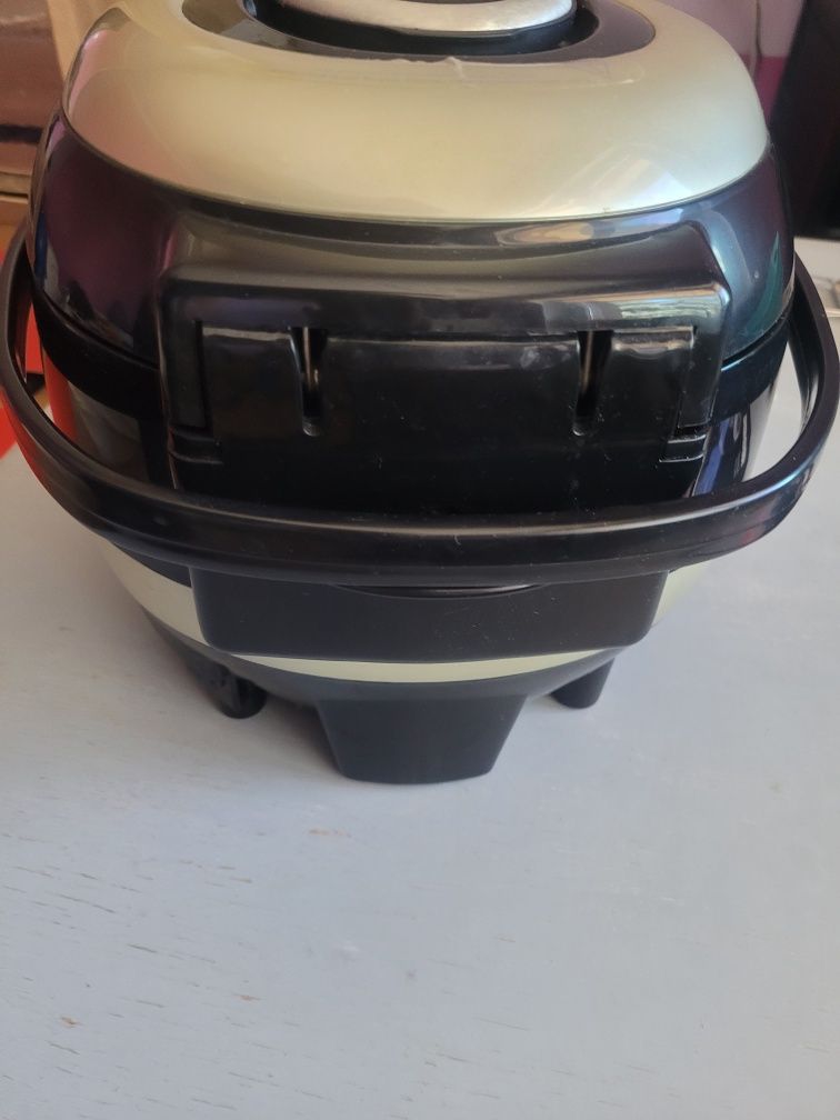Redmond RMC-151E Multicooker garnek elektryczny