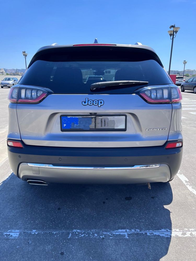 Jeep Cherokee 2020