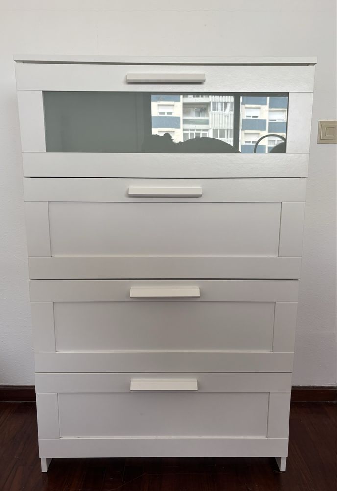 Cómoda BRIMNES (ikea)