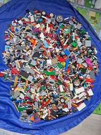 Деталі Lego на вагу