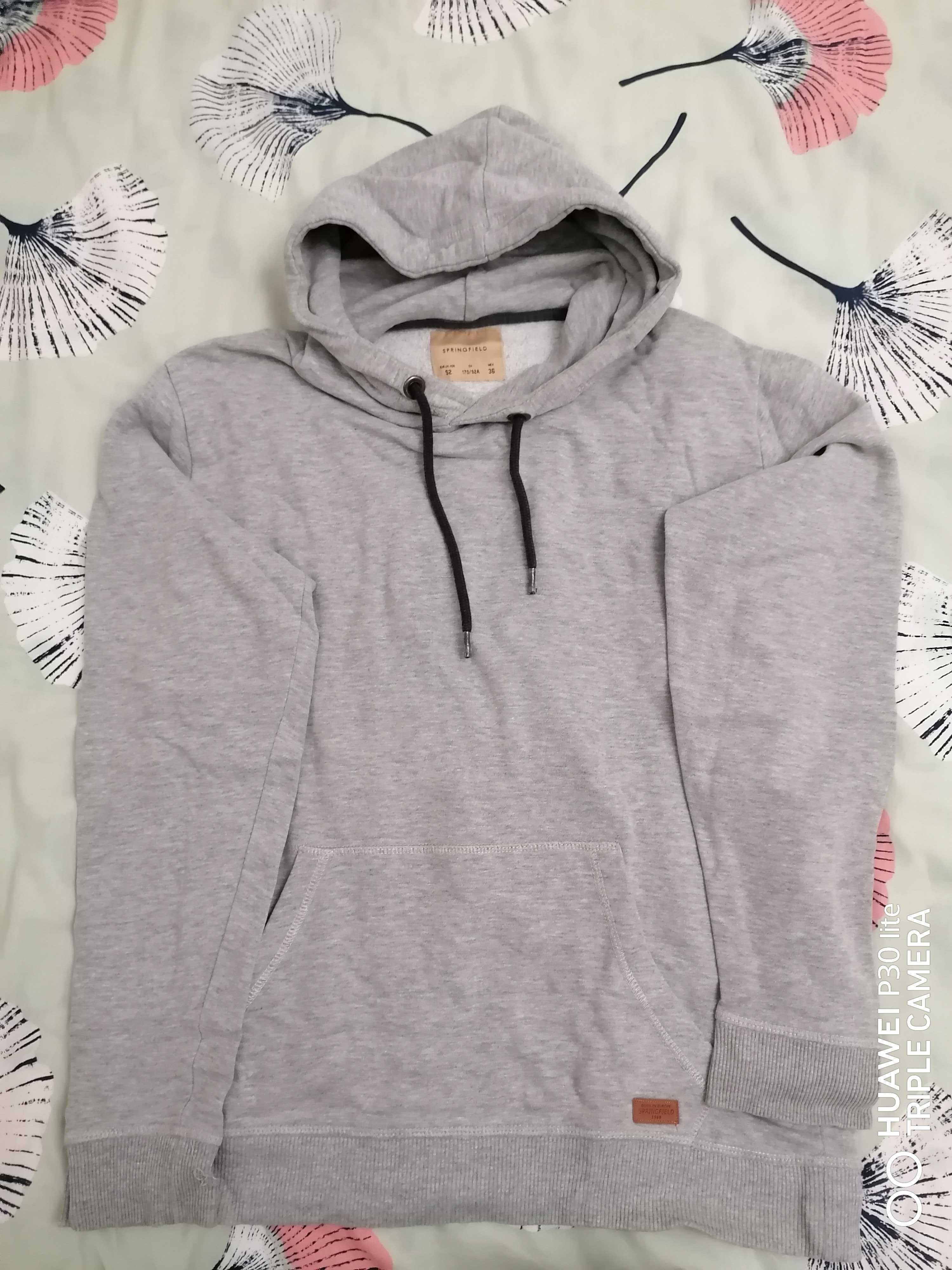 Sweatshirt Springfield com capuz
