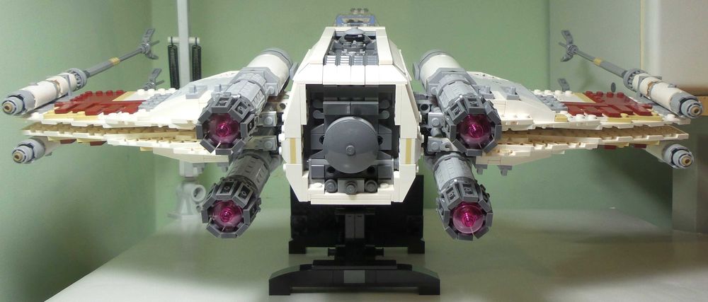 Конструктор-макет LEGO Star Wars 10240 Зоряний винищувач Ред Файв Х