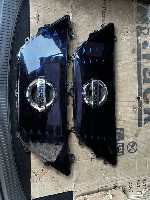 Решітка бампера радіатора Nisan Leaf 2018-2023