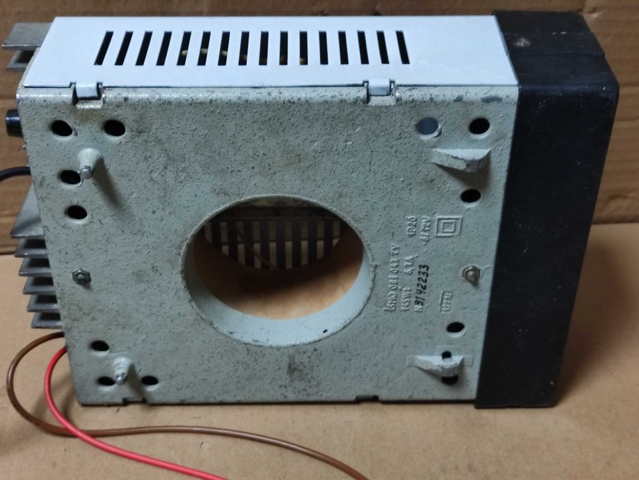 Radziecki prostownik ELEKTRONIKA 12V 6,3A CCCP