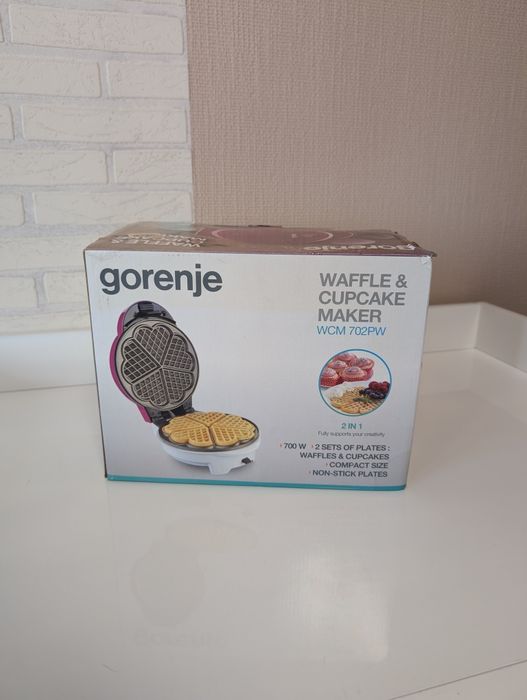 Вафельниця Gorenje WCM 702PW