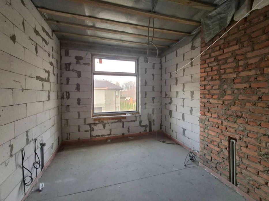 Будинок в закритому Котеджному містечку (Удачний)