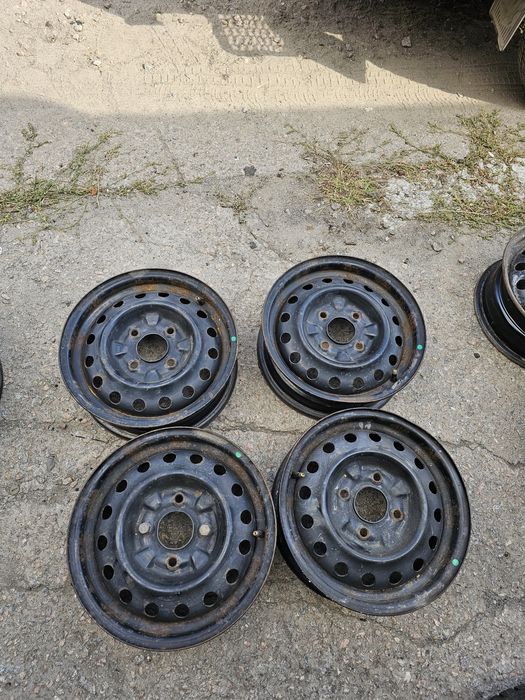 Продам диски 4×114.3 R-14