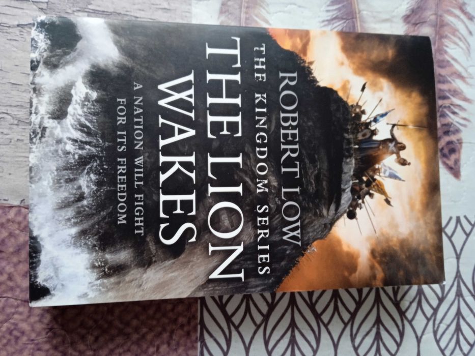 Książka po angielsku The Lion Wakes (The Kingdom Series) Robert Low