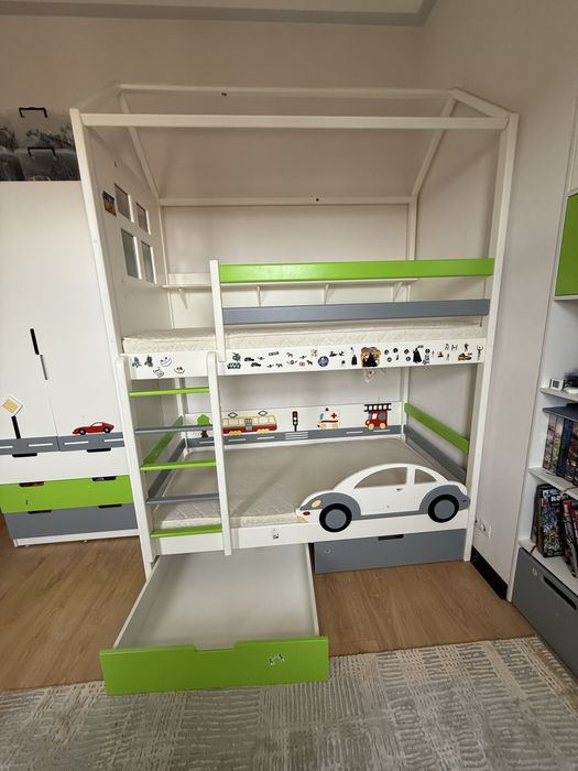 Дитяче ліжко 2-поверхове