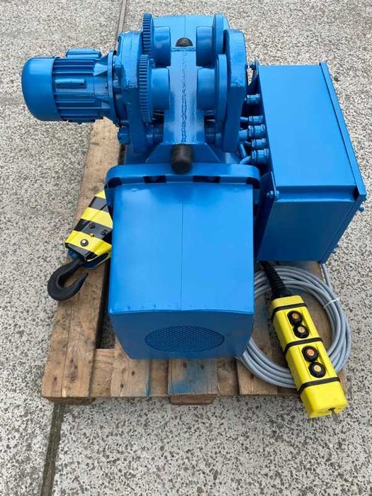 Wciągnik 1T BZUT  suwnica wciągarka elektrowciąg demag wyciągnik wciag