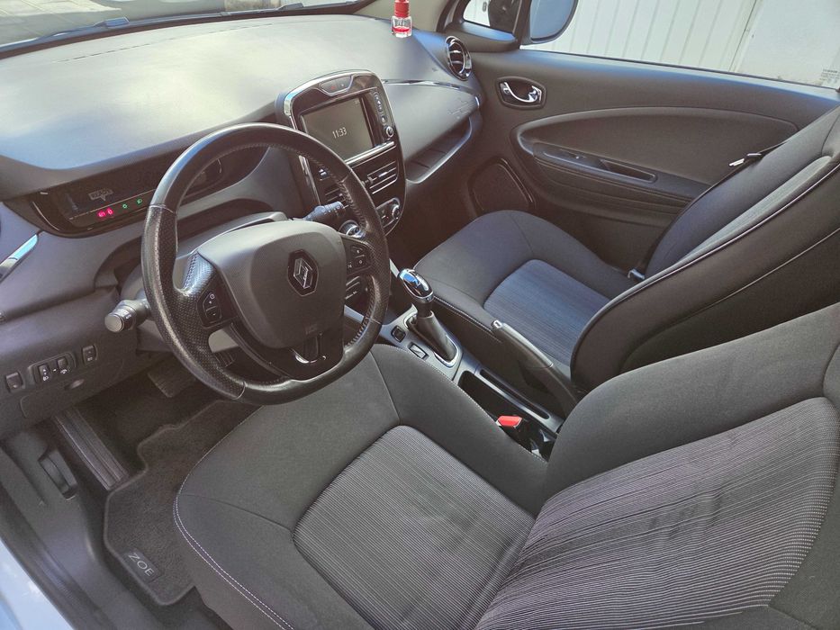 Renault Zoe Limited 41kwh R110 (bateria própria) IVA dedutível