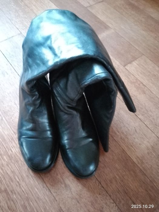 Чоботи з натуральної шкіри фірмові