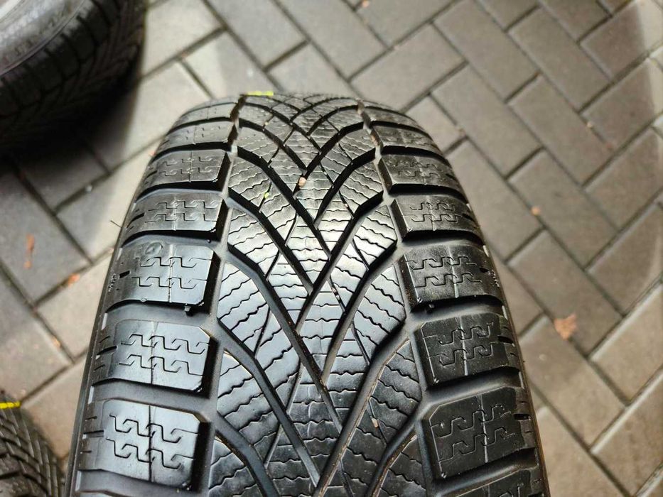 185/60 88T R15 FALKEN Eurowinter HS02 7mm 2022r Zimowe Opony 4szt
