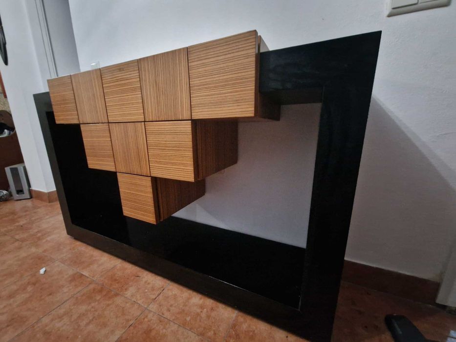 Vendo móvel de entrada Madeira