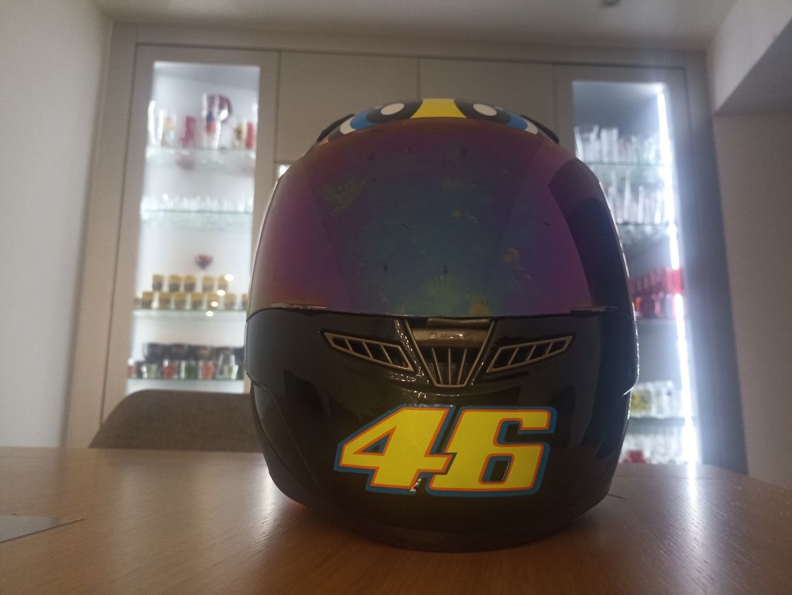 Capacete Valentino Rossi (réplica AGV)