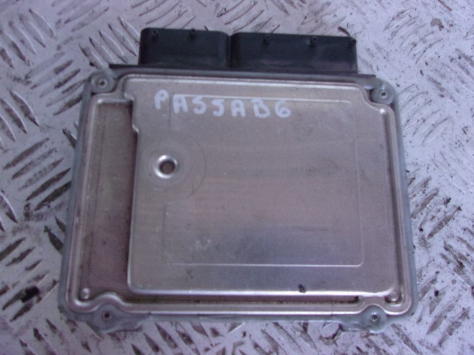 STEROWNIK KOMPUTER VW PASSAT B6 03g906021ab