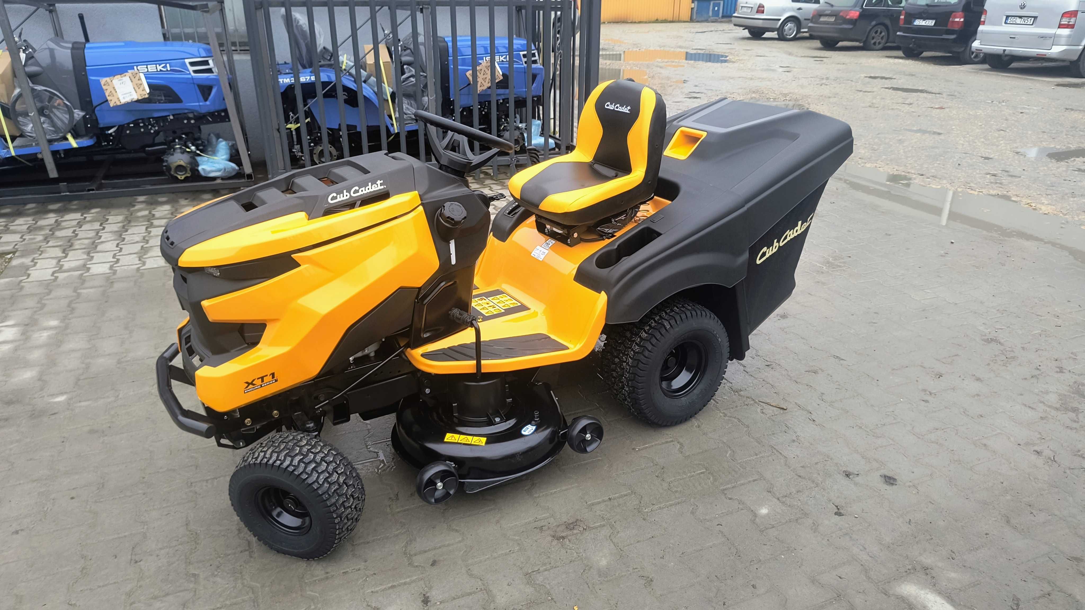 Traktorek ogrodowy Cub Cadet XT1 OR106