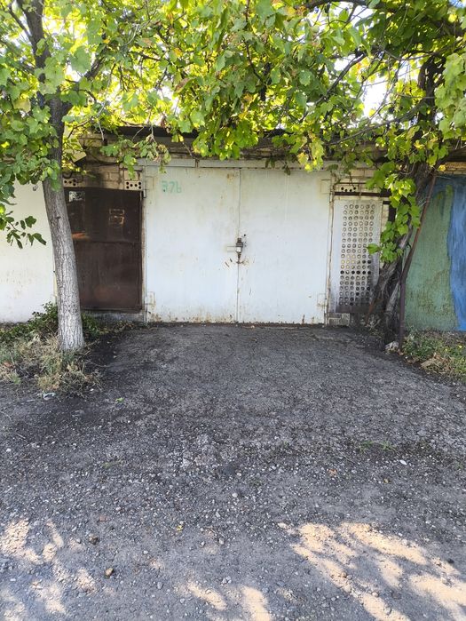 Продам гараж ГК Север р-н Рокувата.