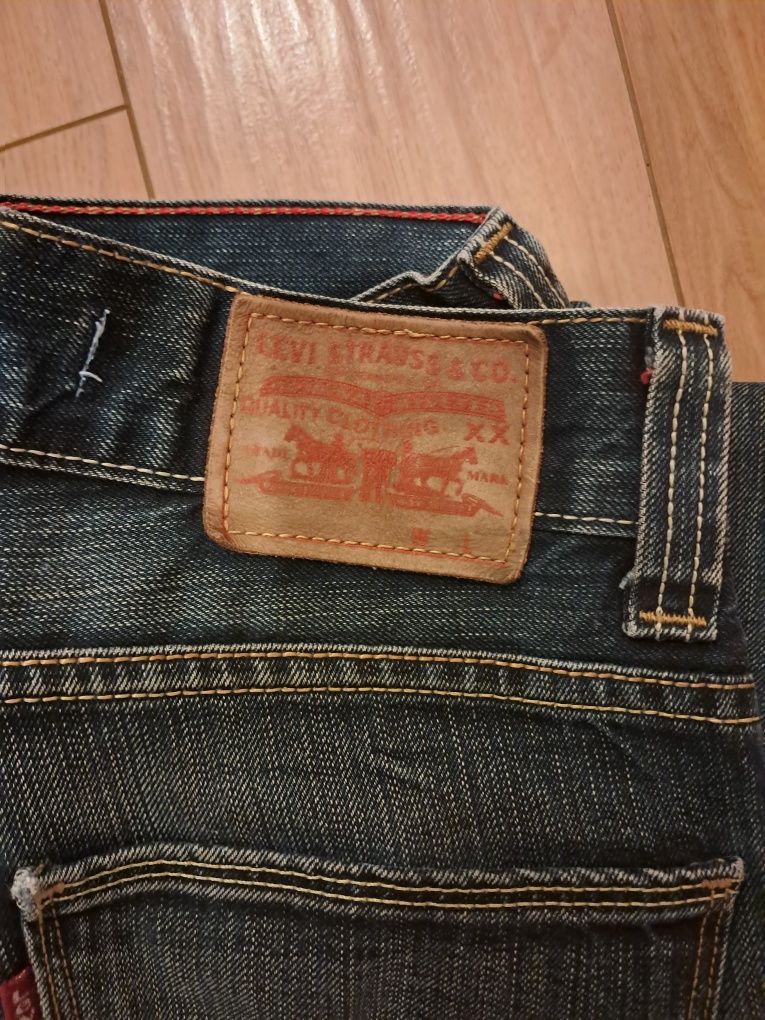 Levis,  Diesel e Replay