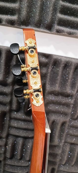 Guitarra Clássica Eletrificada  Gomez | Slim Body | (Nova)