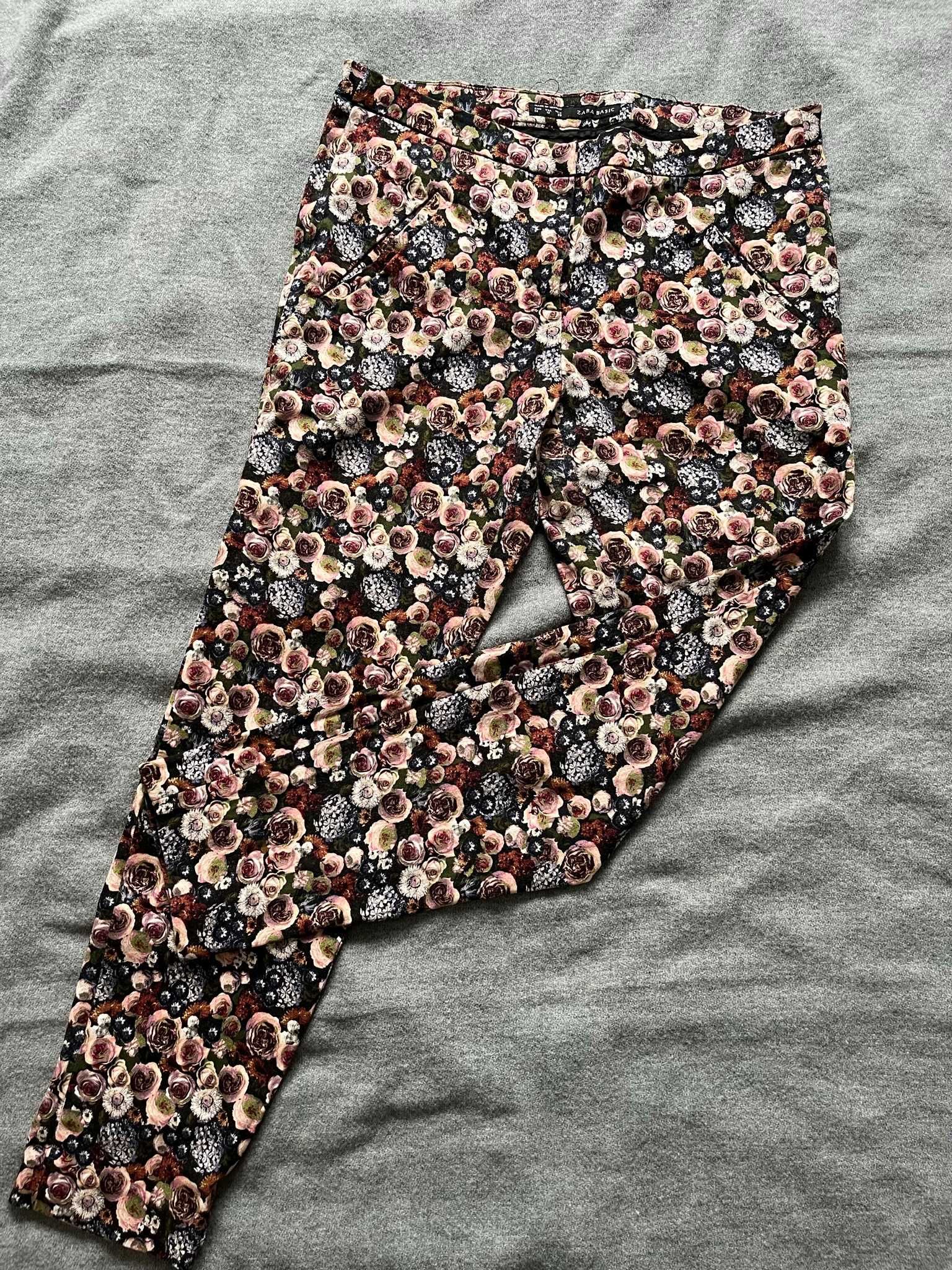 Zara kolorowe spodnie chinosy