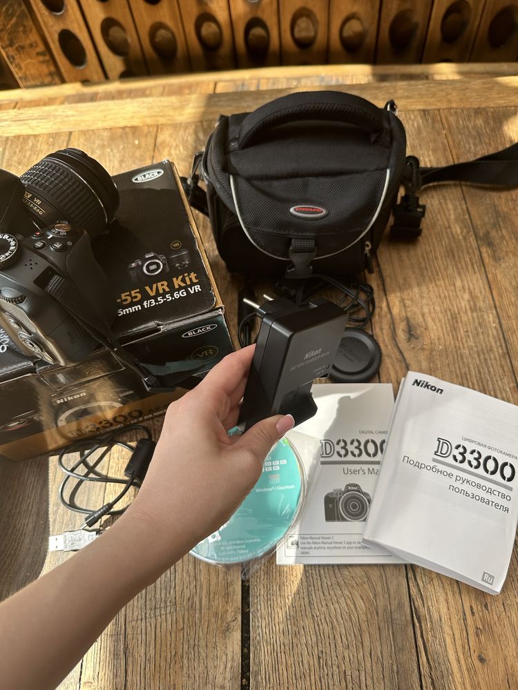 Фотоапарат Nikon D3300 AF-P 18-55 VR Kit + сумка для фотоапарата