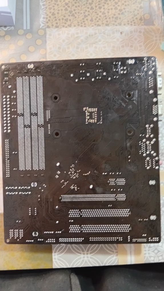 Материнская плата am3 под ддр3 +процессор FX 6300 3.5 МГц+ кулер!