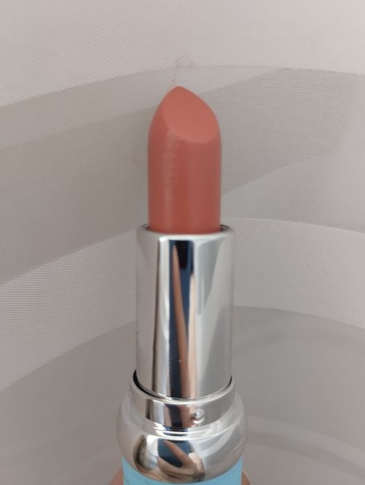 Матова   помада   BB