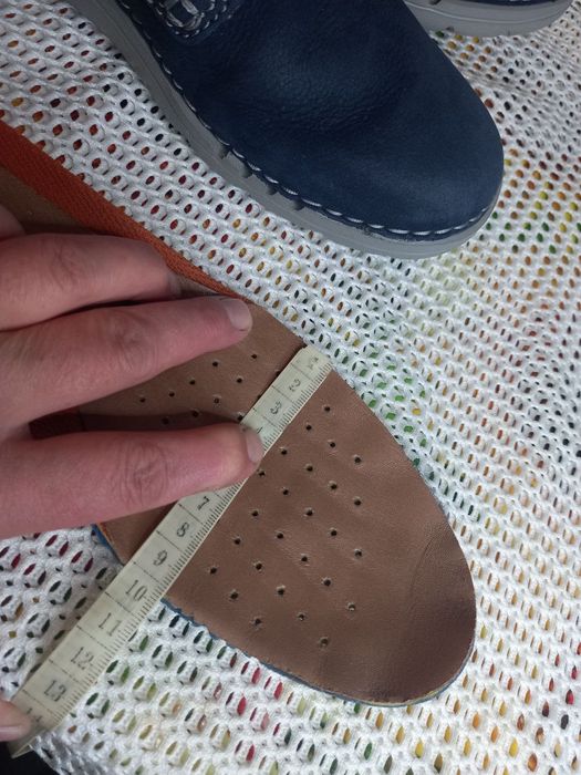 Кожанные кроссовки спортивные туфли  Clarks 41р