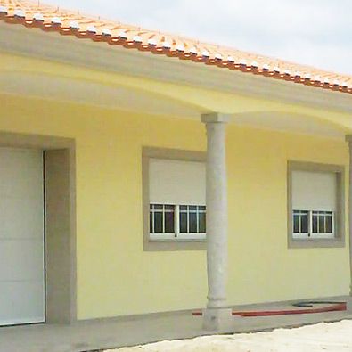 Pinturas Limpeza, impermeabilização de coberturas, telhado e vivendas