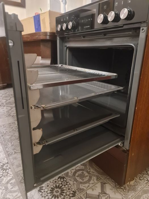 Piekarnik cargo z płytą elektryczną pod zabudowę Siemens extraKLASSE