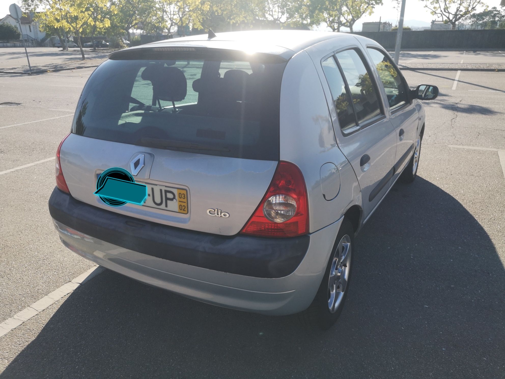 Renault clio - 2003