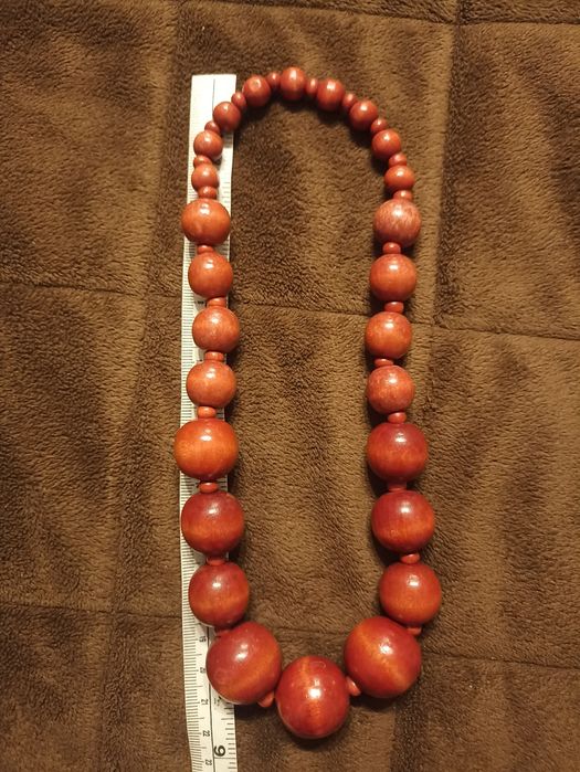 Drewniane korale ciemny czerwony brąz